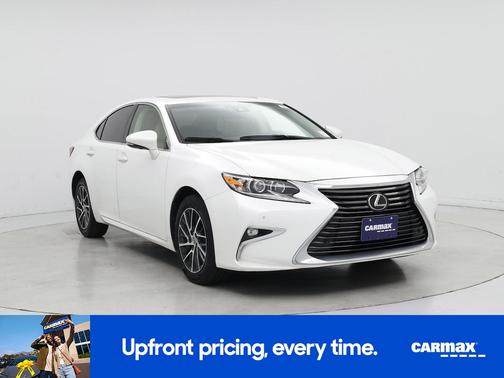White 2016 Lexus ES 350