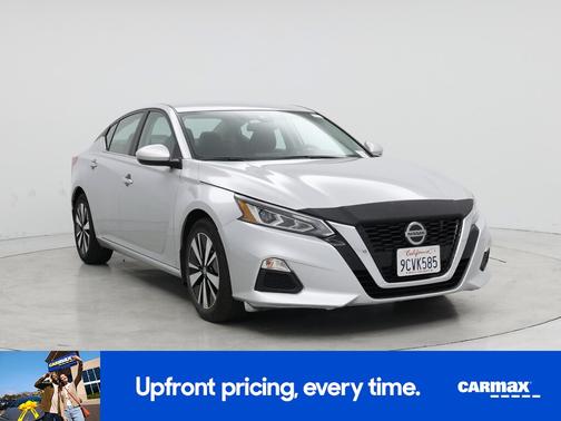 2022 Nissan Altima SV