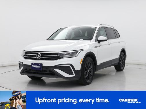 White 2024 Volkswagen Tiguan SE