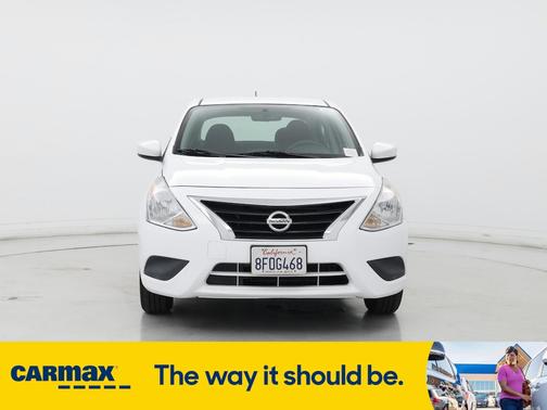 2018 Nissan Versa SV