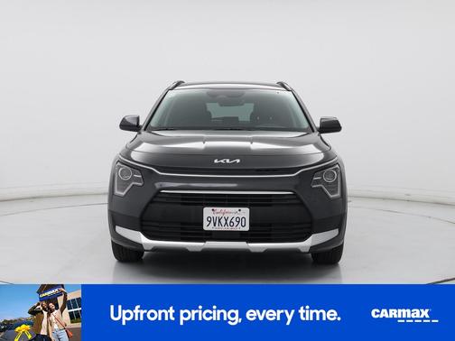 Gray 2025 Kia Niro EX