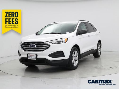 White 2021 Ford Edge SE