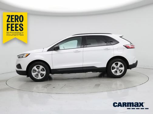 White 2021 Ford Edge SE