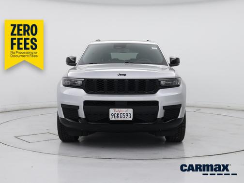 Silver 2023 Jeep Grand Cherokee L Altitude