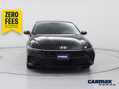Black 2024 Hyundai ELANTRA SEL
