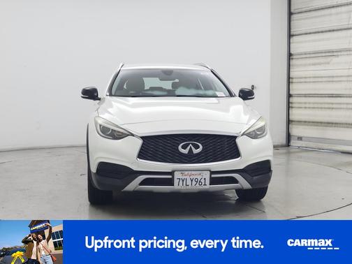 White 2017 INFINITI QX30 Sport