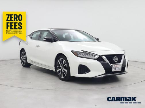 White 2019 Nissan Maxima SL