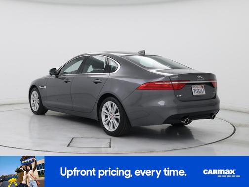 2017 Jaguar XF Premium