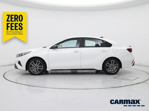 White 2022 Kia Forte GT-Line