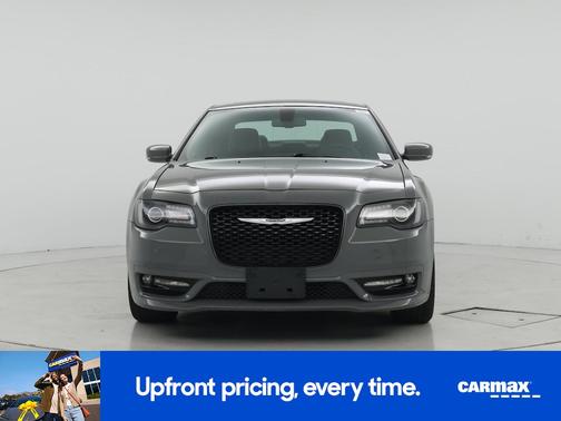 Gray 2017 Chrysler 300 S