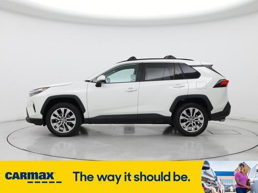 2022 Toyota RAV4 XLE Premium