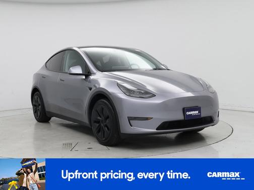 Gray 2025 Tesla Model Y Long Range