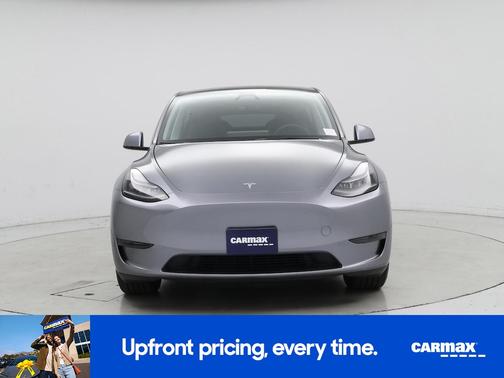 Gray 2025 Tesla Model Y Long Range