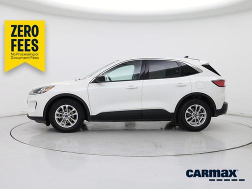 White 2022 Ford Escape SE