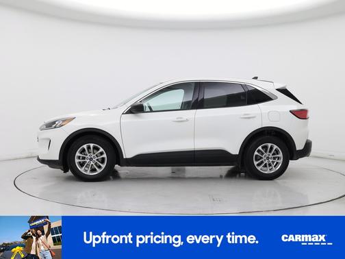 White 2022 Ford Escape SE