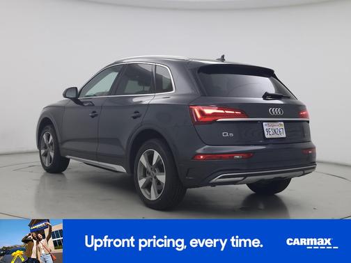 Gray 2023 Audi Q5 Premium