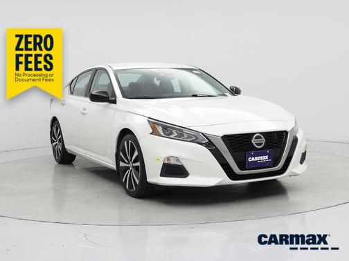 White 2021 Nissan Altima SR