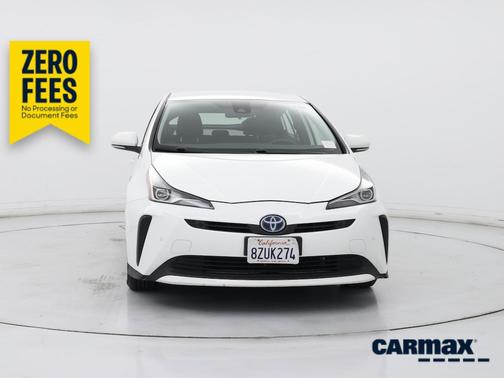 White 2022 Toyota Prius LE