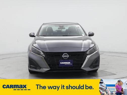 2023 Nissan Altima SV