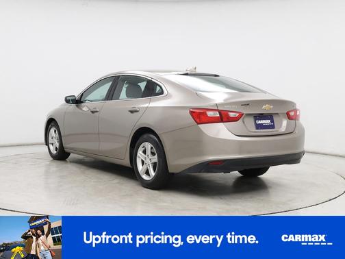 Gold 2023 Chevrolet Malibu 1LT