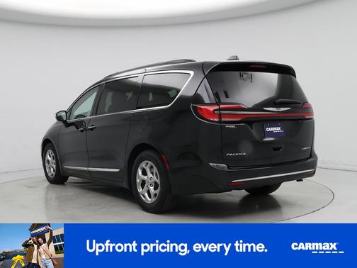 Black 2022 Chrysler Pacifica Limited