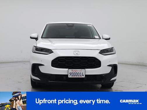 White 2023 Honda HR-V EX-L