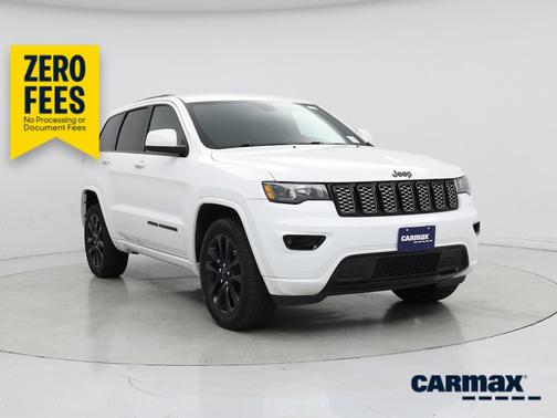 White 2018 Jeep Grand Cherokee Altitude
