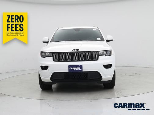 White 2018 Jeep Grand Cherokee Altitude
