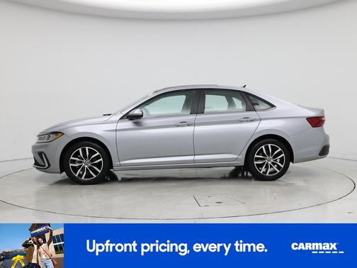 2025 Volkswagen Jetta SE