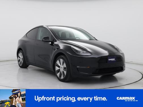 Black 2023 Tesla Model Y Long Range
