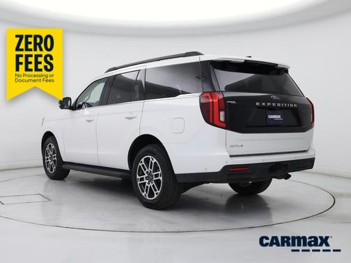 White 2025 Ford Expedition Active