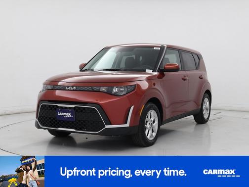 Orange 2024 Kia Soul LX
