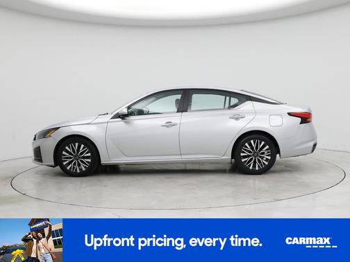 2023 Nissan Altima SV