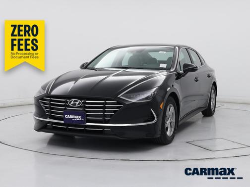 Black 2023 Hyundai SONATA SE
