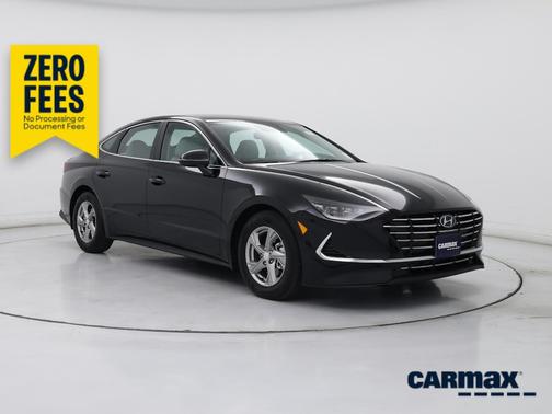 Black 2023 Hyundai SONATA SE