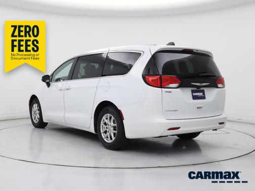 White 2022 Chrysler Voyager LX