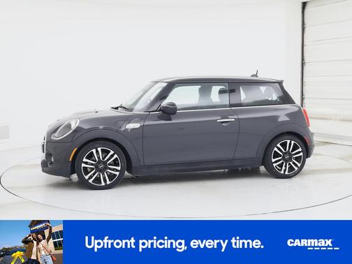 Gray 2019 MINI Hardtop S Signature
