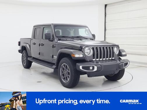 Gray 2023 Jeep Gladiator Overland