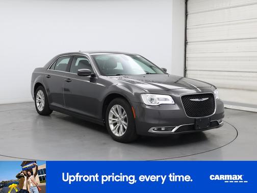 2021 Chrysler 300 Touring