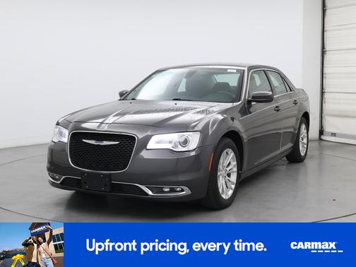 2021 Chrysler 300 Touring