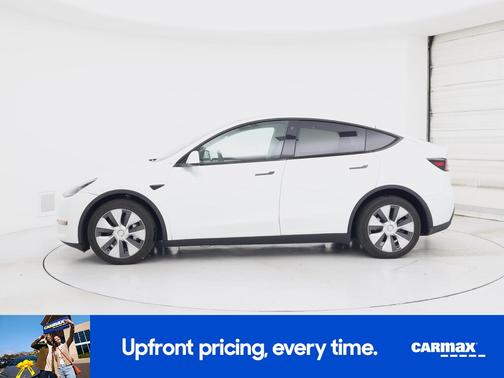 White 2023 Tesla Model Y Long Range