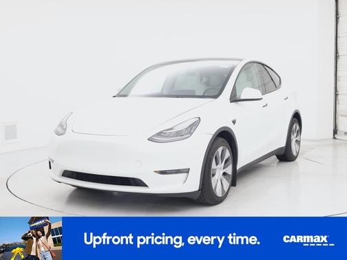 White 2023 Tesla Model Y Long Range