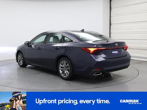 2019 Toyota Avalon XLE