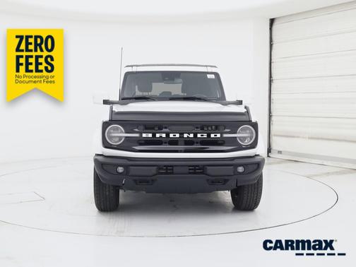 White 2023 Ford Bronco Outer Banks