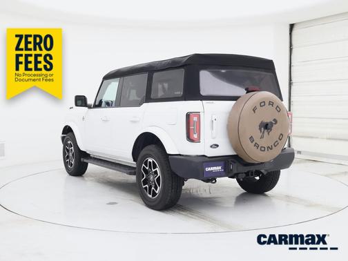 White 2023 Ford Bronco Outer Banks