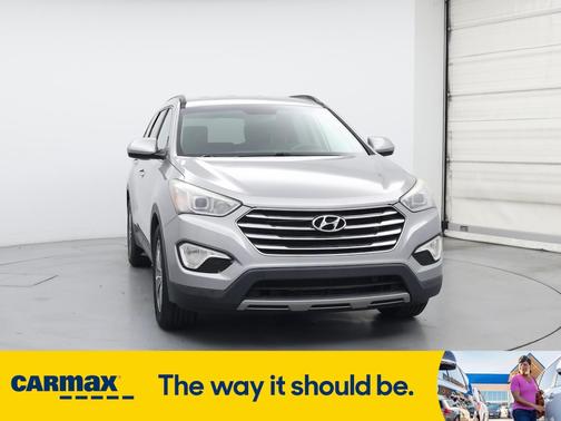 2016 Hyundai SANTA FE SE