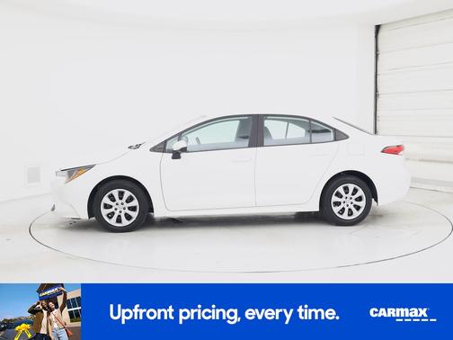White 2020 Toyota Corolla LE