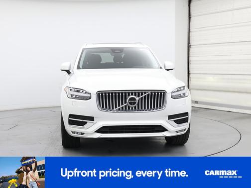 2024 Volvo XC90 B5 Plus Bright Theme