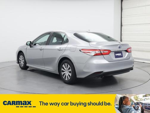 2020 Toyota Camry Hybrid LE