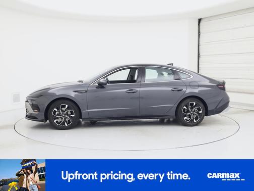 Gray 2025 Hyundai SONATA SEL